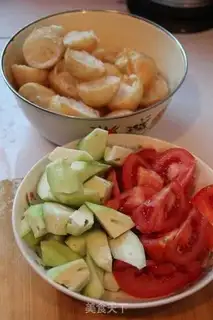 Make Tomato melon noodles step 1
