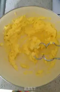 Make Bear cookies step 1
