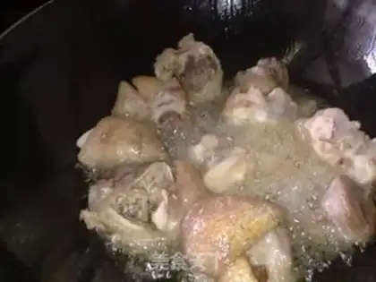 Make Peanut pig hand step 4