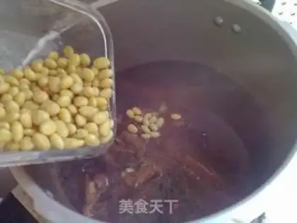Make Soybean pig hoof step 8