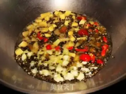 Make Chongqing Pipper Chicken step 4