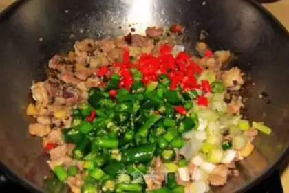 Make Chongqing Pipper Chicken step 6