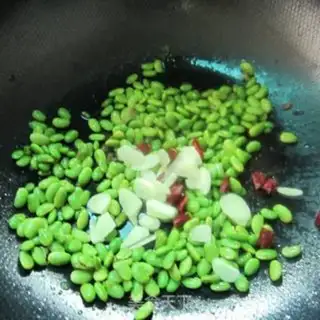Make Bean fried eggs step 4