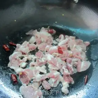 Make Pepper scrawny meat step 1