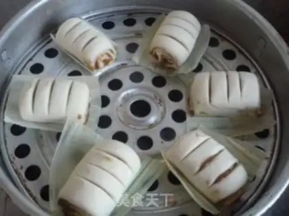 Make Five-smelt sofa rolls step 9