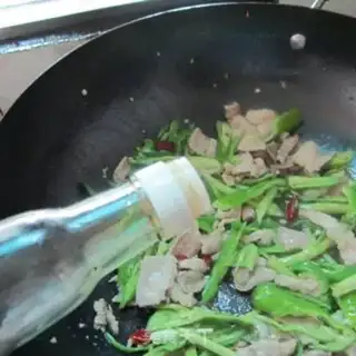 Make Pepper scrawny meat step 3