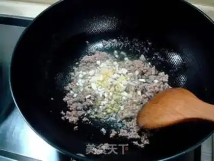 Make Meatloaf with peas step 1