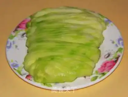 Make cucumber omelet soup step 1
