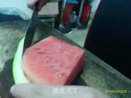Make Watermelon salad step 1