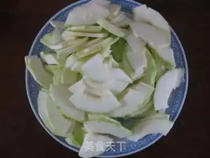 Make A casserole of radish fish soup step 0