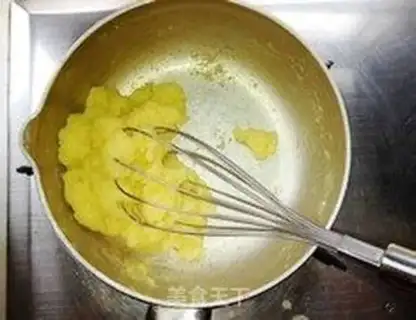 Make caterpillar bread step 4