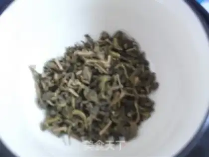 Make Shrimp from tea step 1