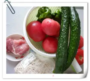 Make Tomato noodles step 0