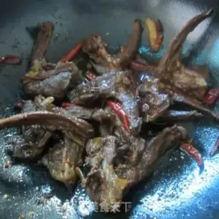 Make The fried duck collarbone step 3