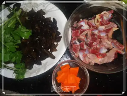 Make Black-mucked chicken step 0