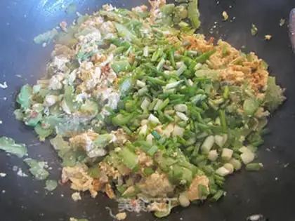 Make The eggs are fried step 8