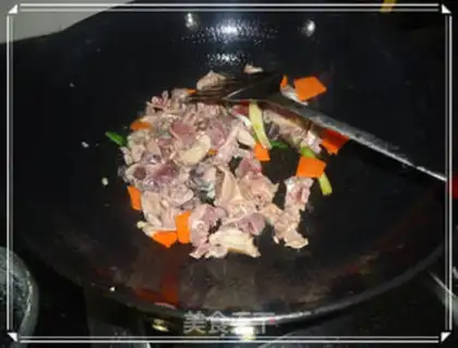 Make Black-mucked chicken step 2