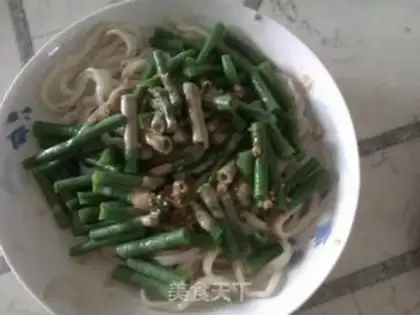 Make Old-fashioned noodles step 1