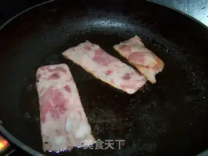 Make Suffering melon bacon and mushroom rolls step 6