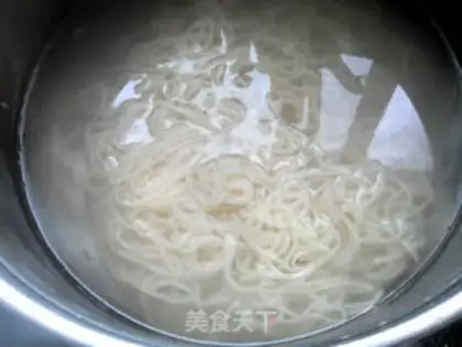 Make Red beef noodles step 20