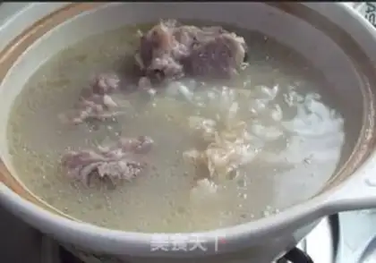 Make Piggy bone soup step 5