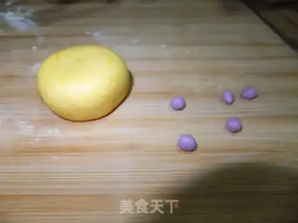 Make Rice grapes step 4
