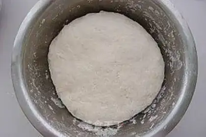 Make Green tea two-coloured rolls step 3