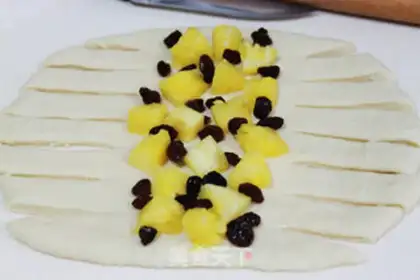 Make raisin pineapple bread step 8