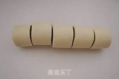 Make Green tea two-coloured rolls step 10
