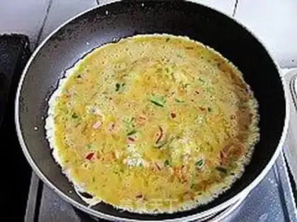 Make Korean egg rolls step 3