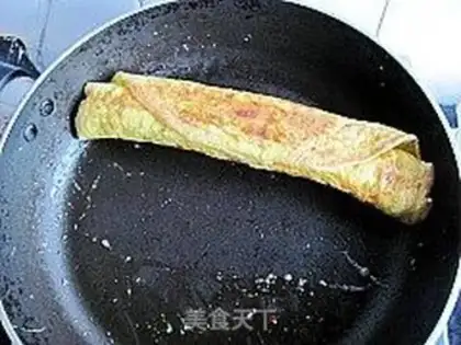 Make Korean egg rolls step 6
