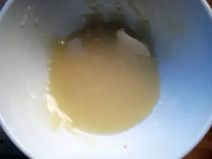Make Onion egg cream step 1