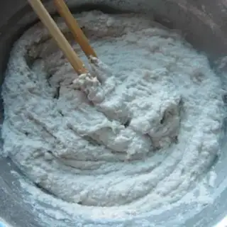 Make Fried bean slag vegetable pie step 1
