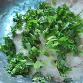 Make Fried bean slag vegetable pie step 2