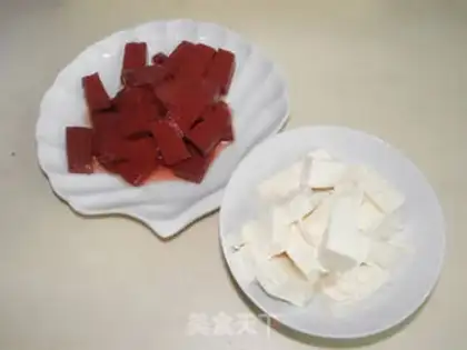 Make Duck blood tofu step 1