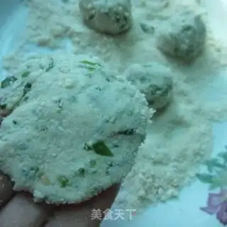 Make Fried bean slag vegetable pie step 6