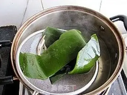 Make Korean army soup step 1