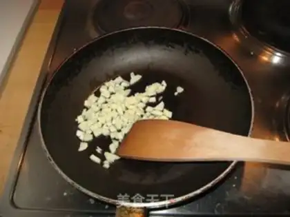 Make Swallow fish salad step 1