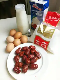 Make Red date ice cream step 0