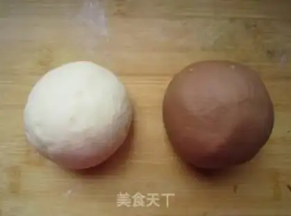Make Coco mini rolls step 4