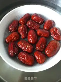 Make Red date ice cream step 1