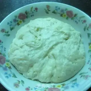 Make Onion roll step 0