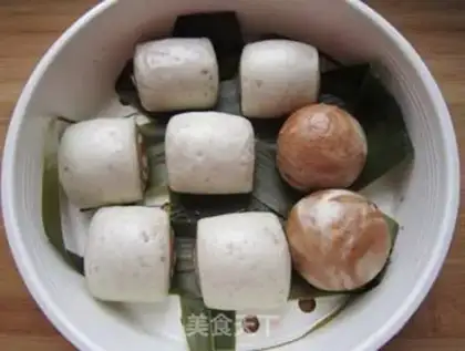 Make Coco mini rolls step 9