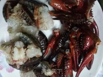 Make Spicy lobster step 1