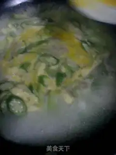 Make Autumn silk melon egg soup step 4
