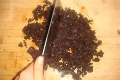 Make Doudou mushroom sauce step 1