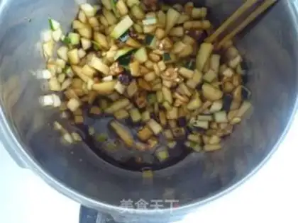 Make Pumpkin tea step 3