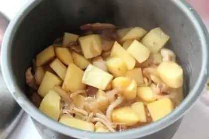 Make Onion potatoes step 7