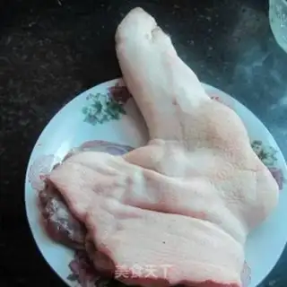 Make Black Beans Steaming Pigfoot step 0