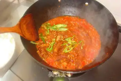 Make Spicy sauce and cheese step 4